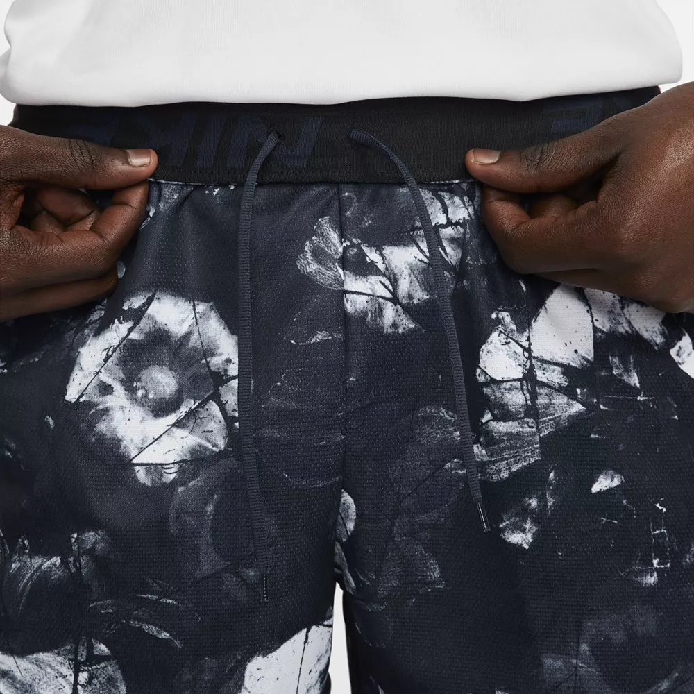 Men's Nike Dri-FIT Printed Knit Training Shorts 7 Men's Nike Dri-FIT Printed Knit Training Shorts - Image 5